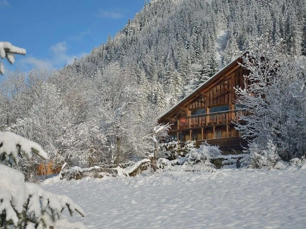 Chalet Cannelle Bed & Breakfast Chatel